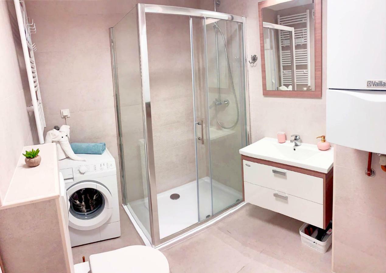 Central Bus Station Apartment Загреб Екстериор снимка